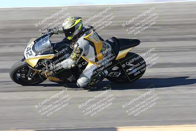 media/Jan-16-2026-CVMA Friday Practice (Fri) [[6f2bf47531]]/3-Racer 2/Session 2 Bowl Entry Pans/